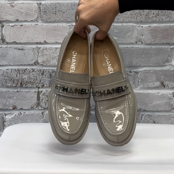 Chanel loafer